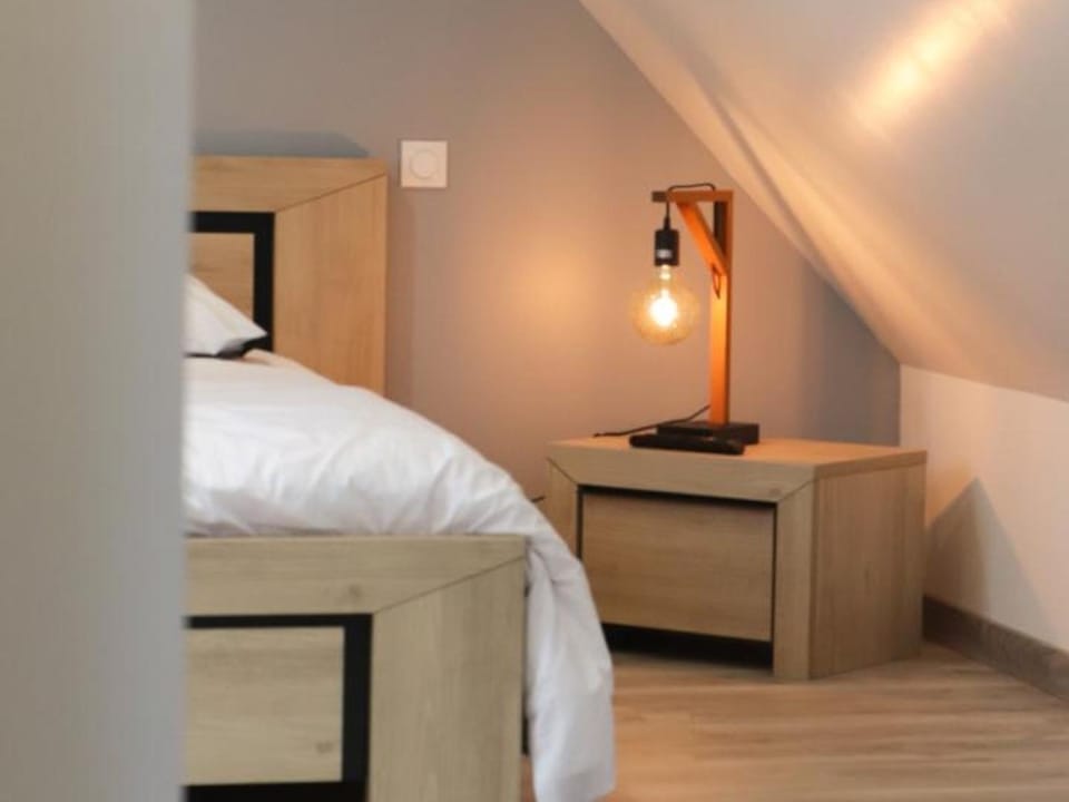 Gîte Confortable pour 2 avec Terrasse et WIFI en Normandie - FR-1-497-253 House in Normandy