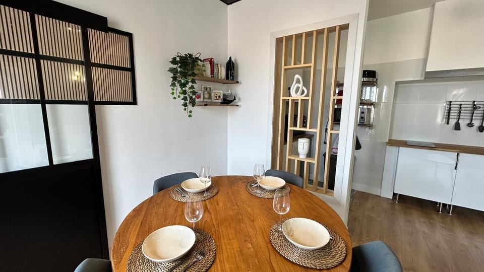 Living room, Dining area, kitchen