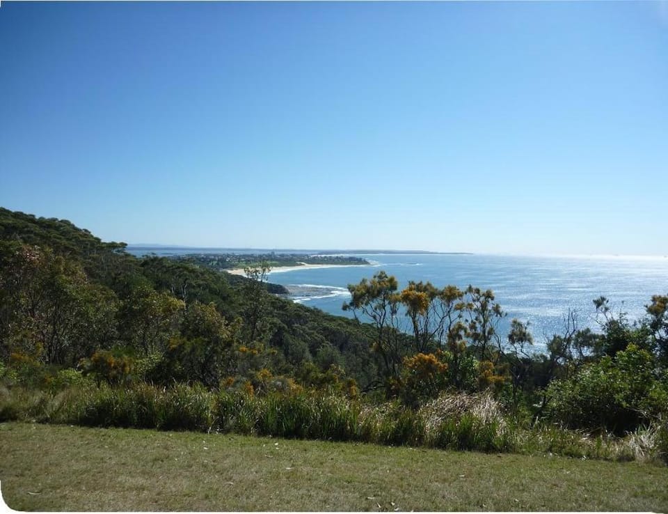 Bateau Bay House in Central Coast