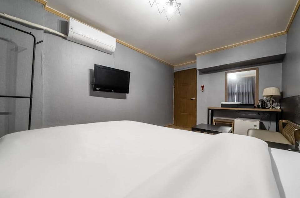 Pure Stay Jeju City Motel in South Korea