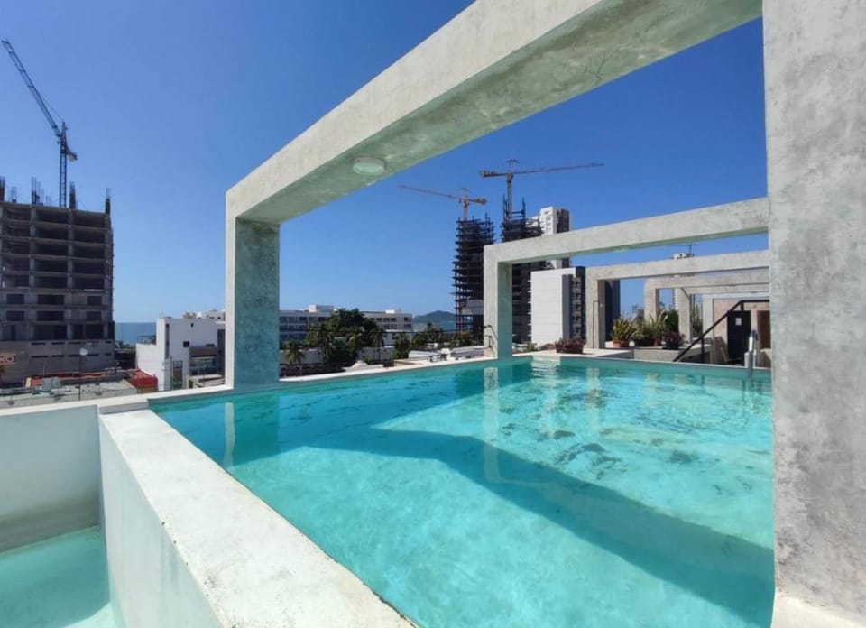 Balcony/Terrace, Pool view