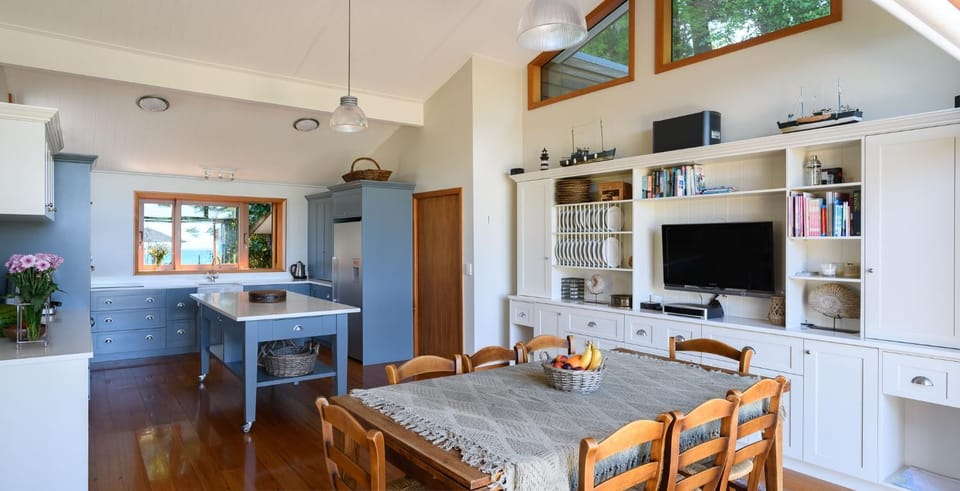 Little Kaiteriteri Retreat House in Tasman District, Tasman, New Zealand