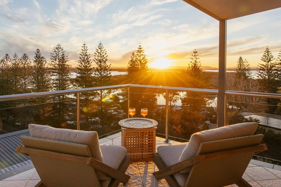 Patio, Day, Natural landscape, View (from property/room), Balcony/Terrace, Sunset