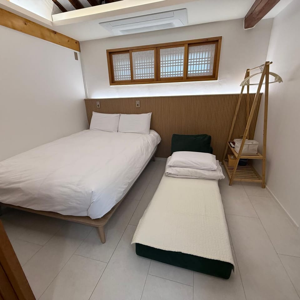 Luxury Traditional Hanok Private Entire Home , Stay Dalmaji Apartment in Seoul
