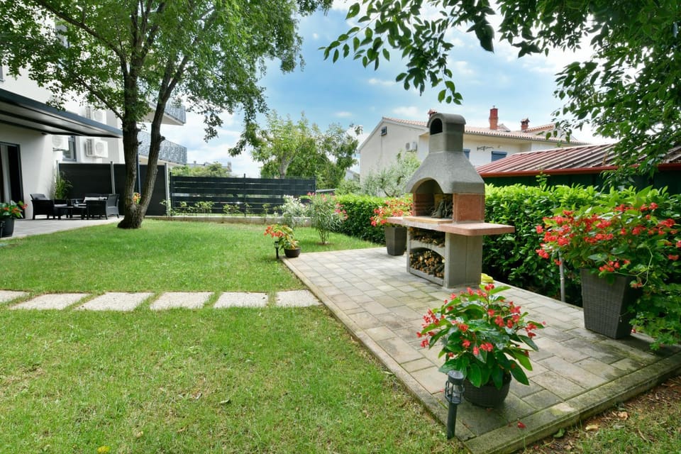 BBQ facilities, BBQ facilities