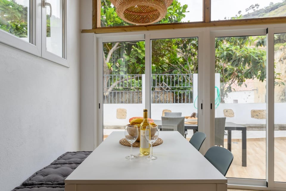 Peaceful Foreman House by Bandama & Nature House in Gran Canaria