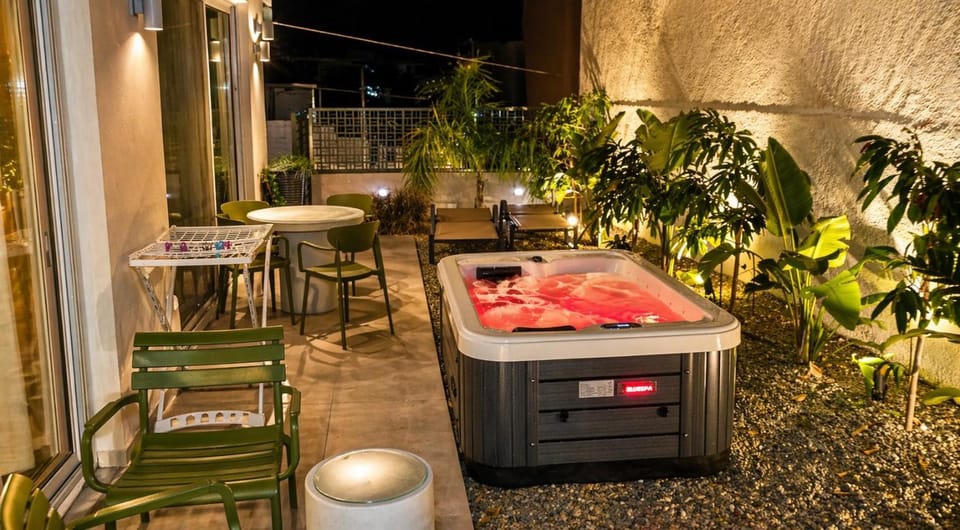 Hot Tub