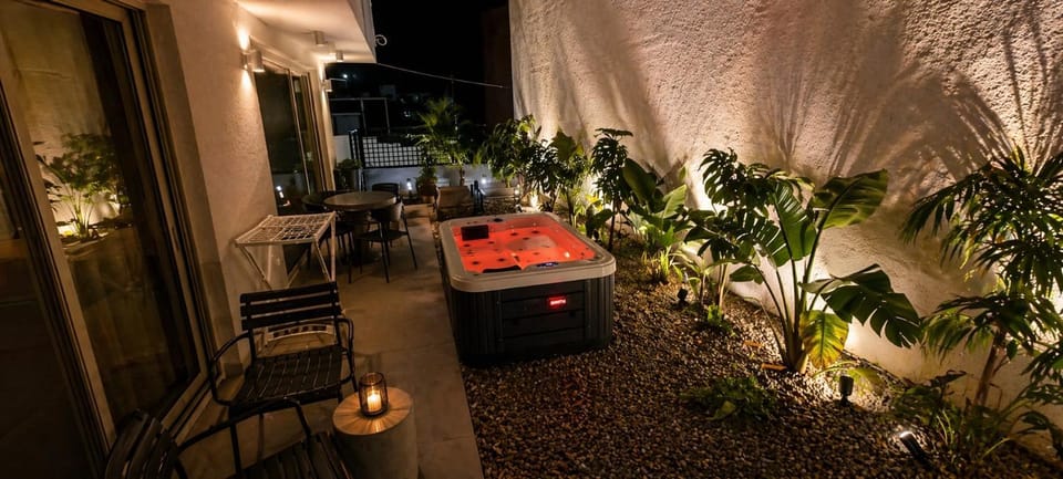 Hot Tub