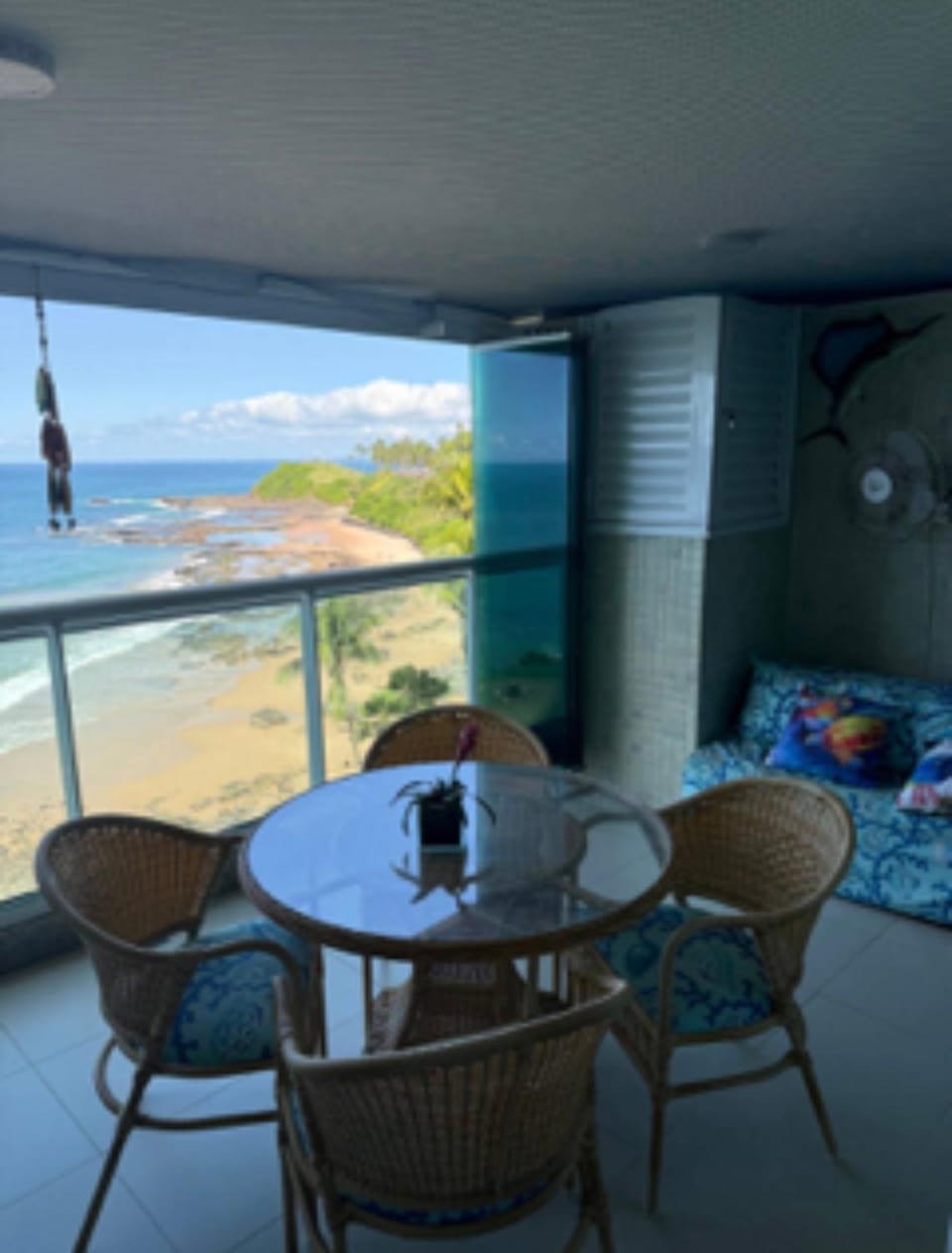 Natural landscape, Balcony/Terrace, Dining area