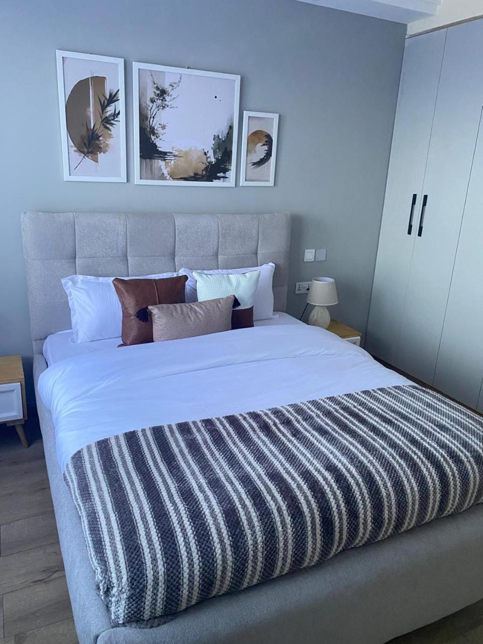 lovely two bedroom apartment with heated swimming pool fully equipped gym ample parking space children playing ground and amazing scenic city views Apartment in Nairobi