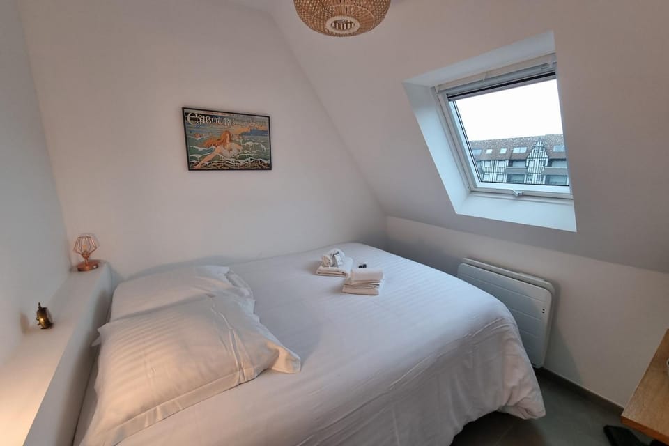 Equipped apartment on the edge of Cabourg Beach Apartment in Cabourg