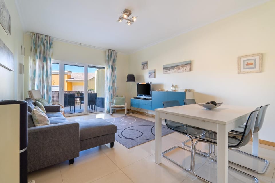 Vale Parra Vilage T2 Apartment in Guia