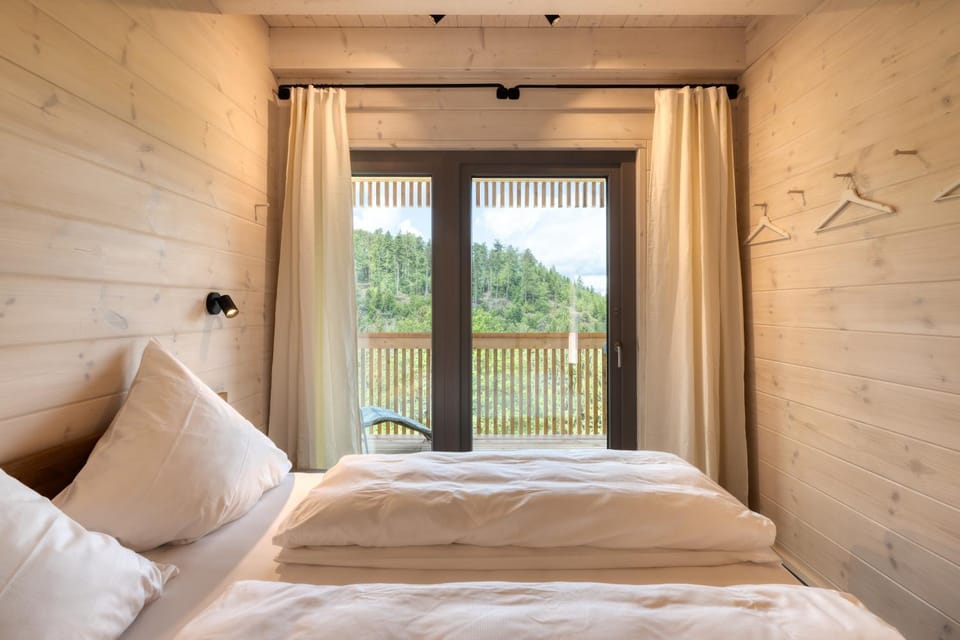 View (from property/room), Balcony/Terrace, Photo of the whole room, Bedroom
