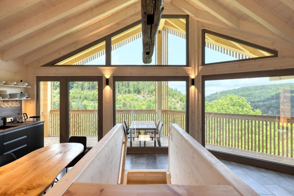 Natural landscape, View (from property/room), Balcony/Terrace, Kitchen or kitchenette, Dining area, Mountain view