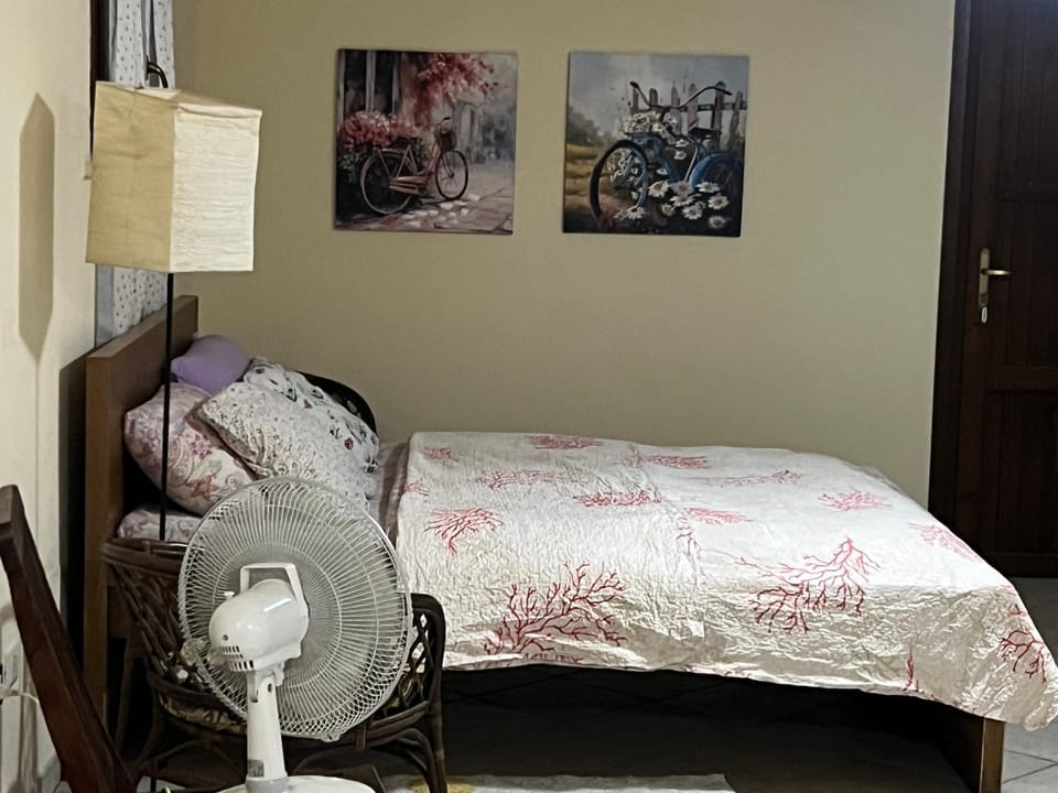 Basement apartment in holiday home Bed and Breakfast in Cecina