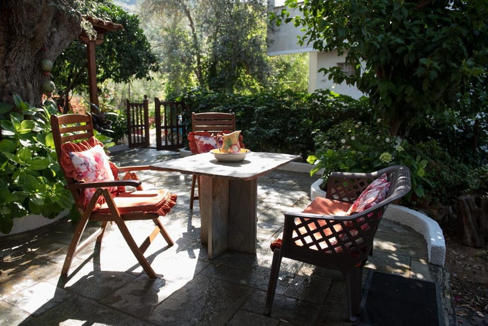 Inner courtyard view
