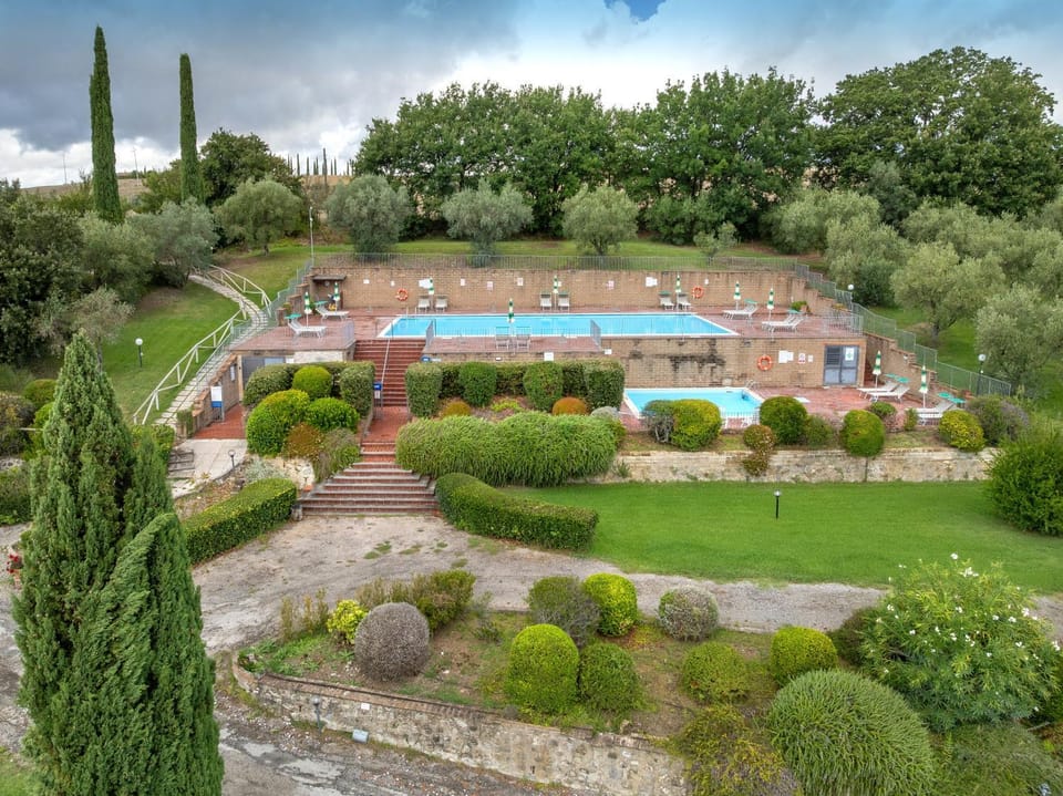 Property building, Swimming pool