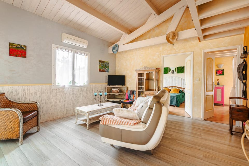 Property building, Living room