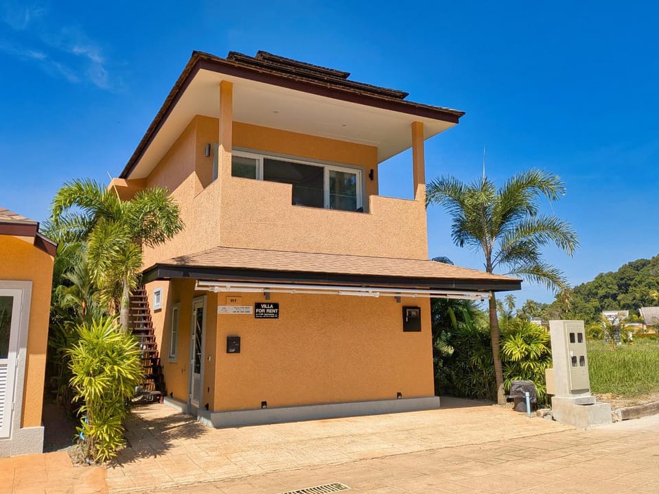 Property building, Day