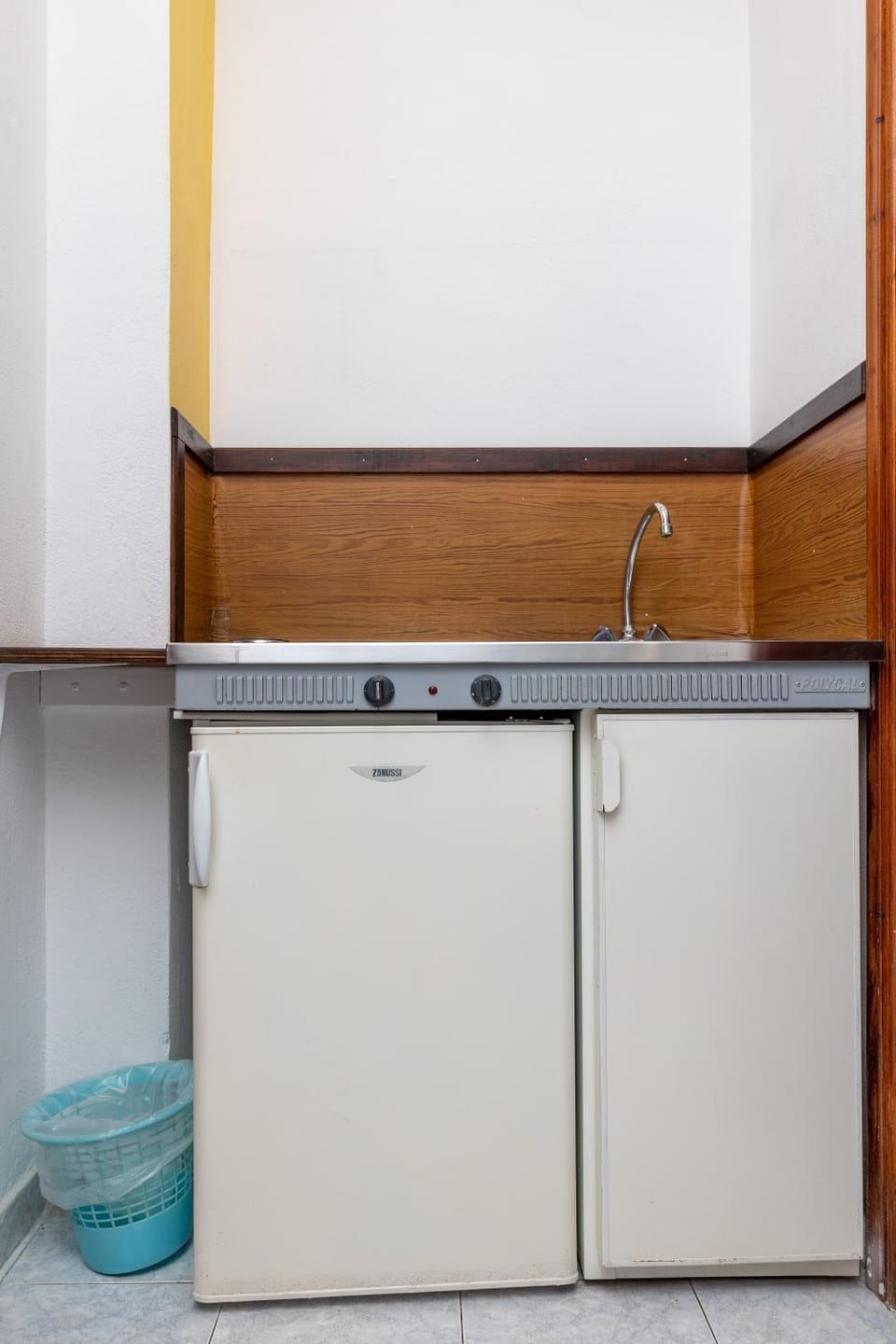 John's economy Apartment in Naxos