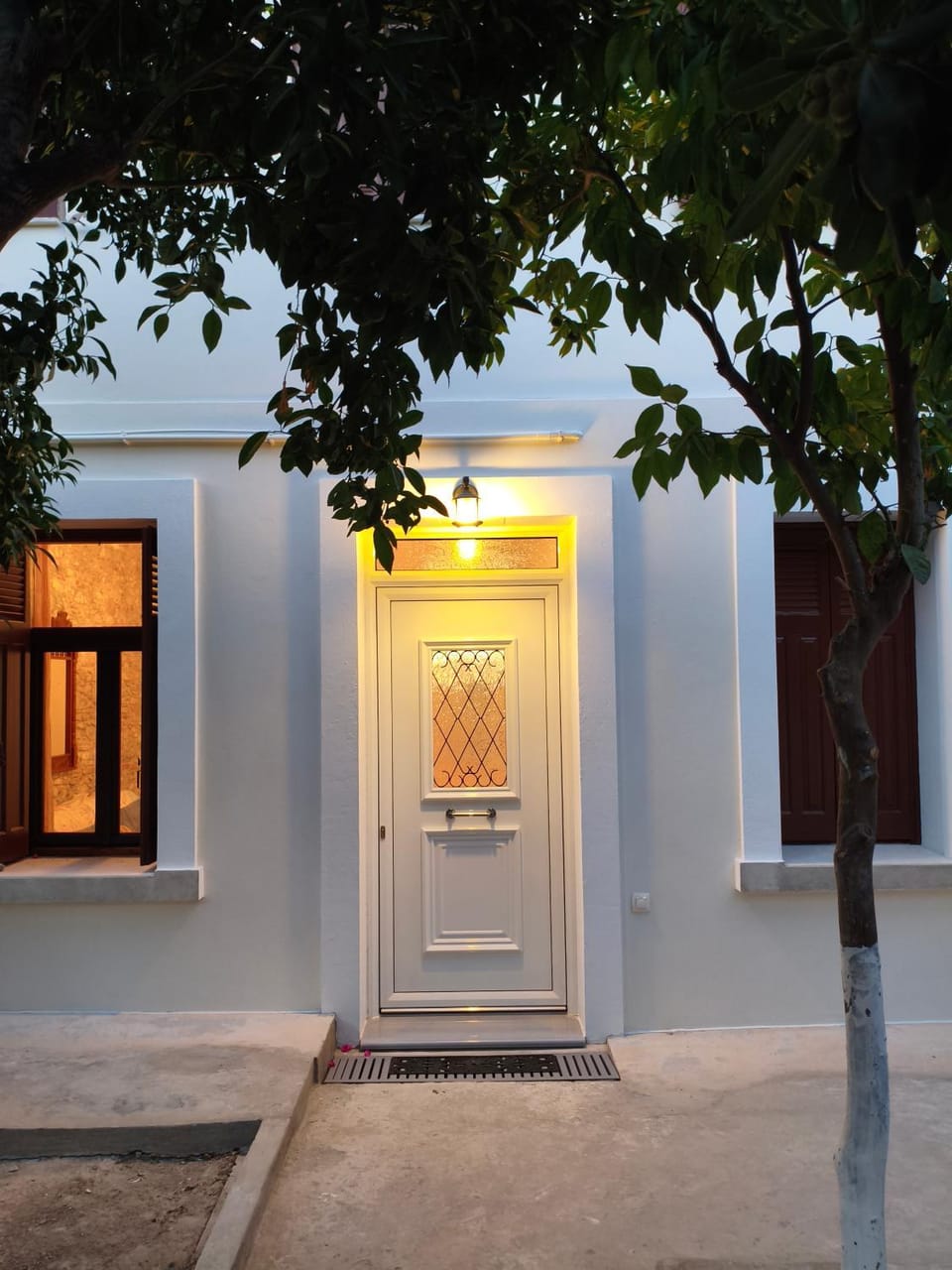 Facade/entrance