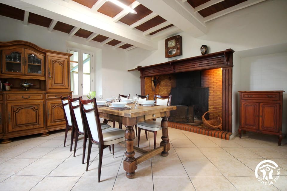 Au Dallas House in Occitanie