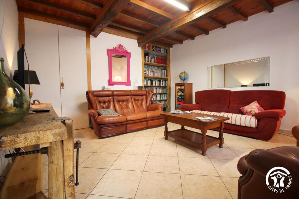 Au Dallas House in Occitanie