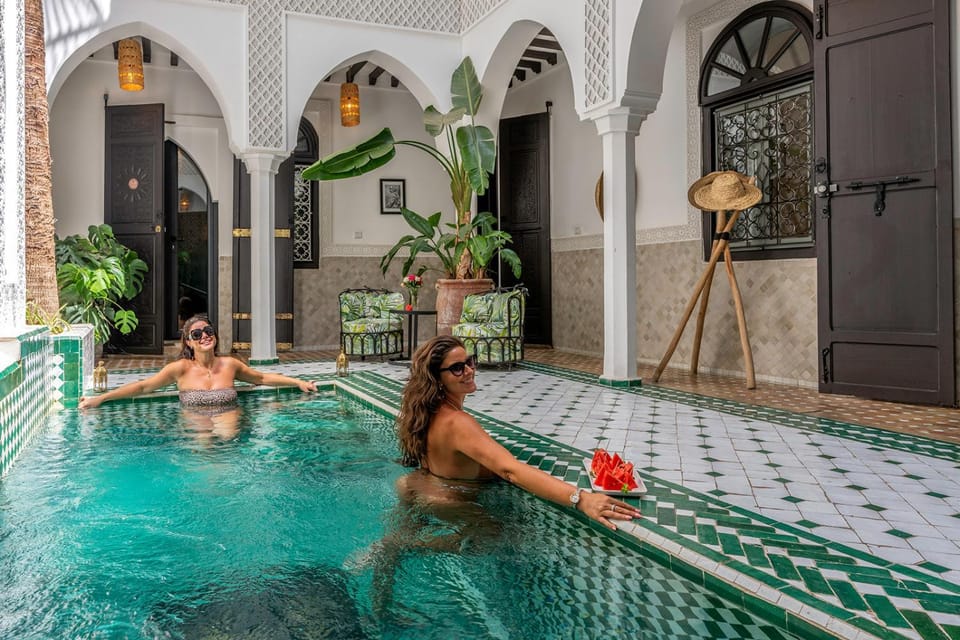 Property building, Swimming pool