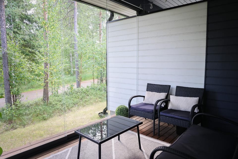 Patio, Spring, Garden, View (from property/room), Balcony/Terrace, Seating area, Garden view