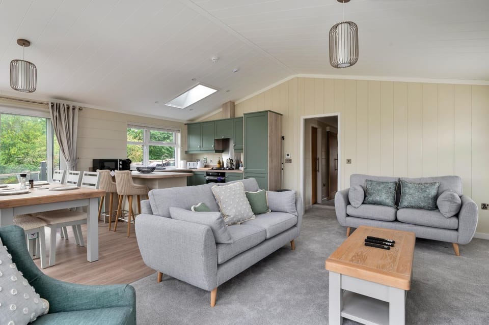 Communal lounge/ TV room, Living room