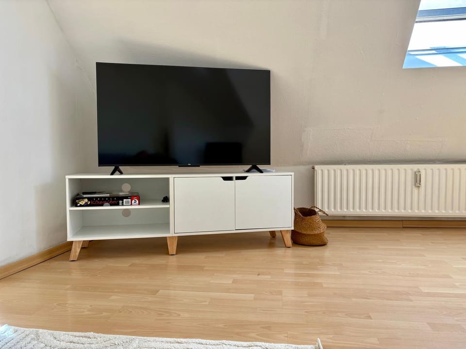 Communal lounge/ TV room, TV and multimedia, Evening entertainment, internet
