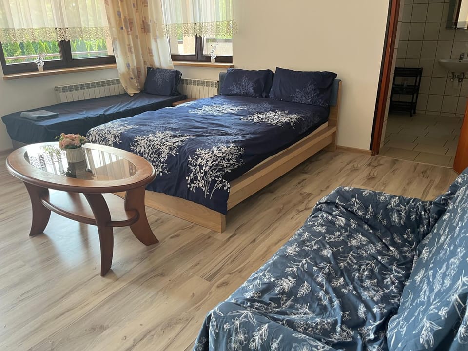 PENSJONAT "DALLAS" 35os Z WIDOKIEM NA GORY!! Hotel in Lesser Poland Voivodeship