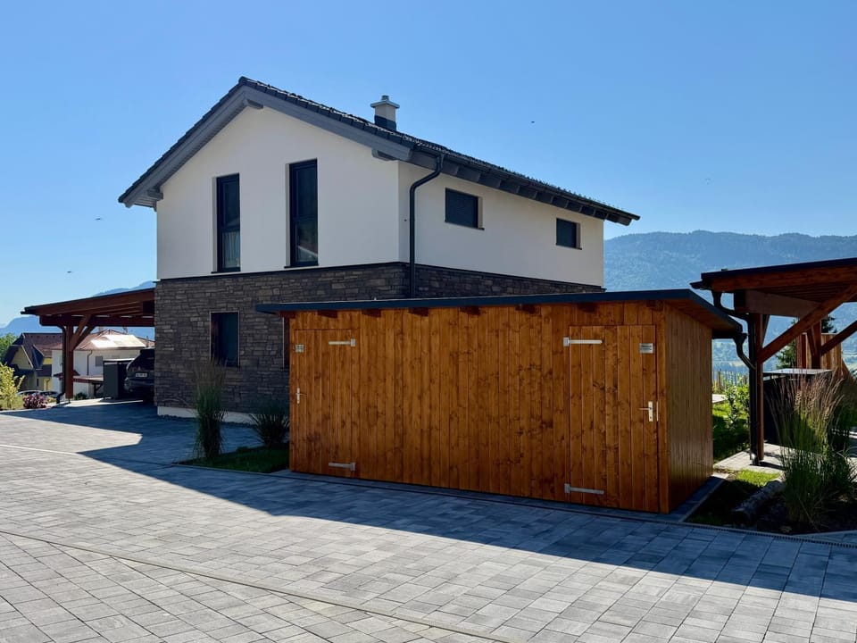Landhaus Steinrose House in Carinthia, Austria