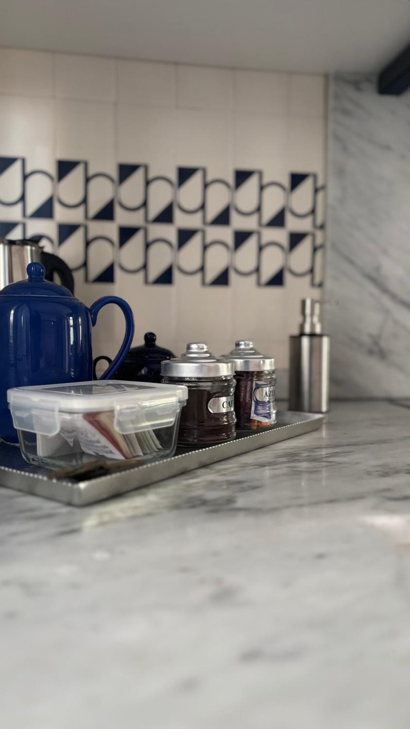 Coffee/tea facilities, Kitchen or kitchenette