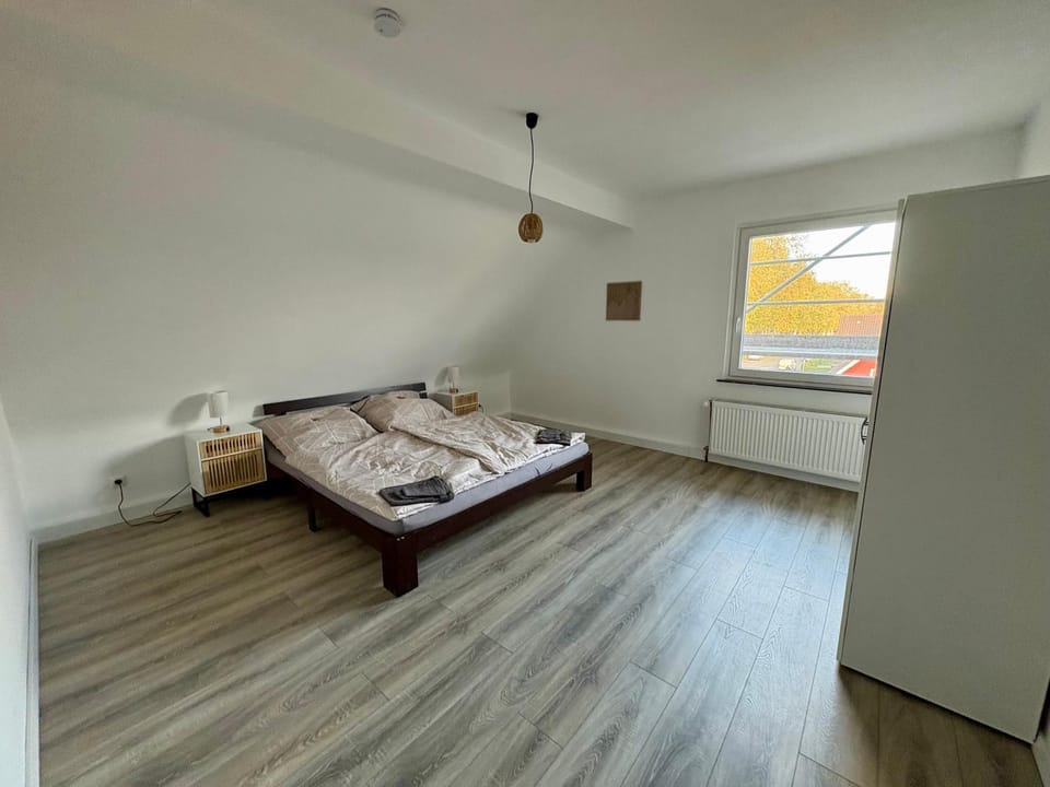 Bed, Bedroom, wardrobe