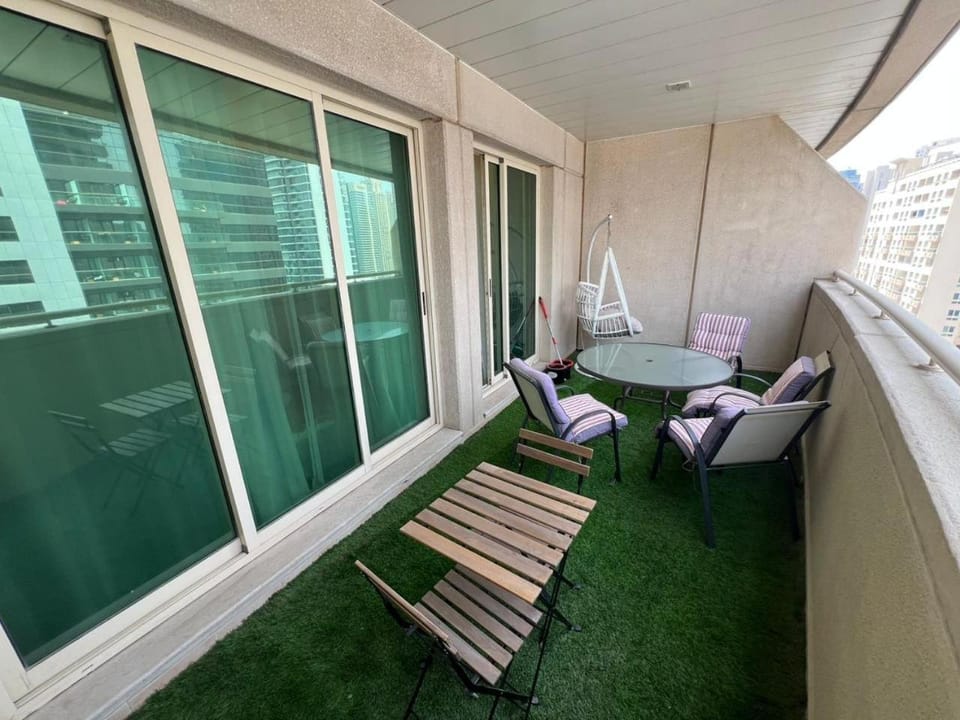 Balcony/Terrace, Garden view