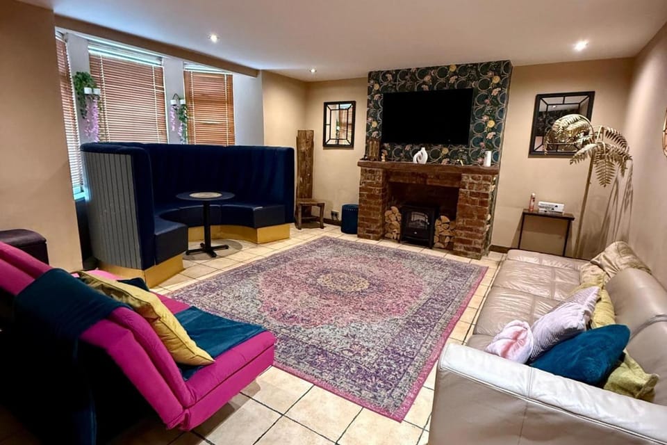1 Bed Flat - Sleeps 5 - Pet friendly - Parking Apartment in South Shields