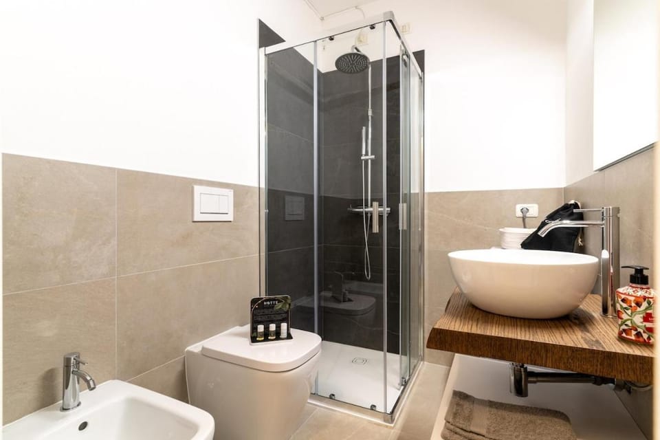 Appartamenti del Borgo a 2 passi dal lago, quite Apartment in Garda