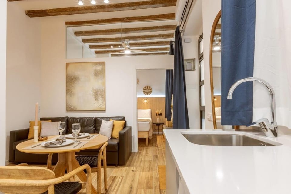 Kitchen or kitchenette, Living room, Dining area