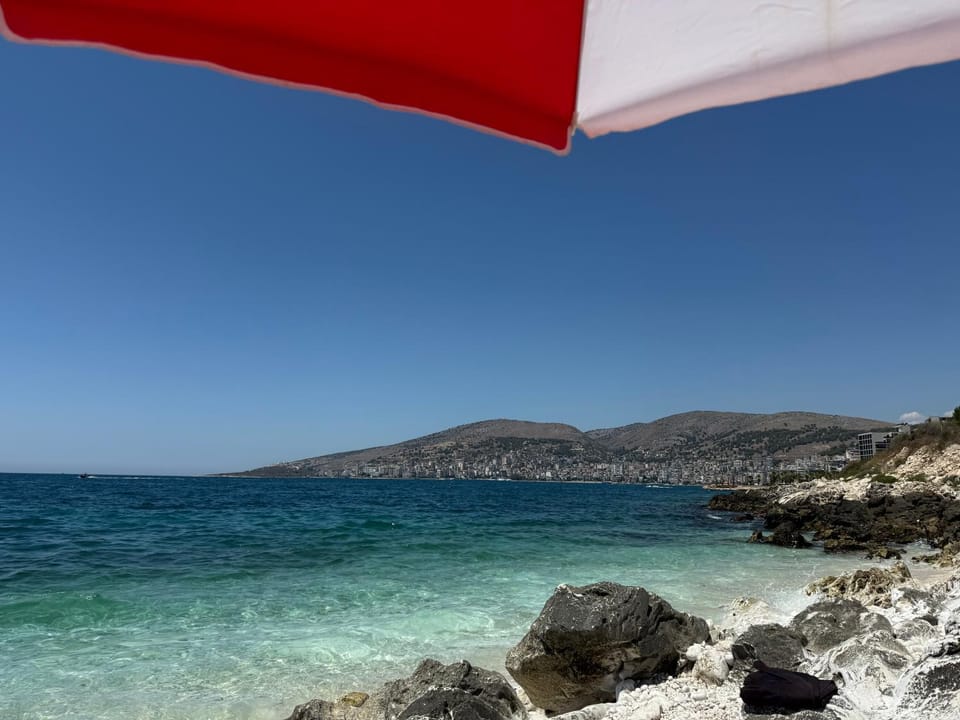 Seaview Escape Saranda Apartment in Sarandë