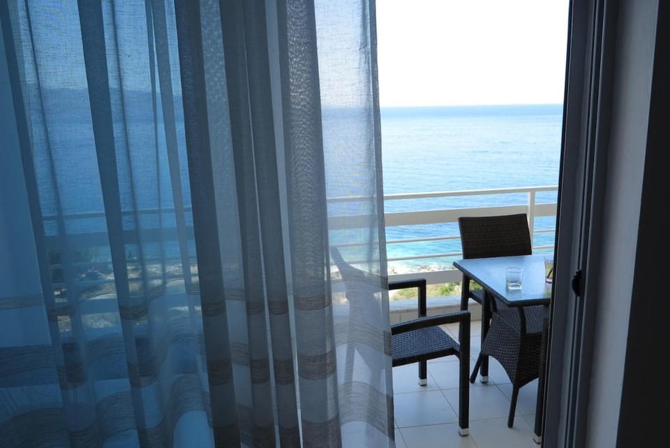 Seaview Escape Saranda Apartment in Sarandë