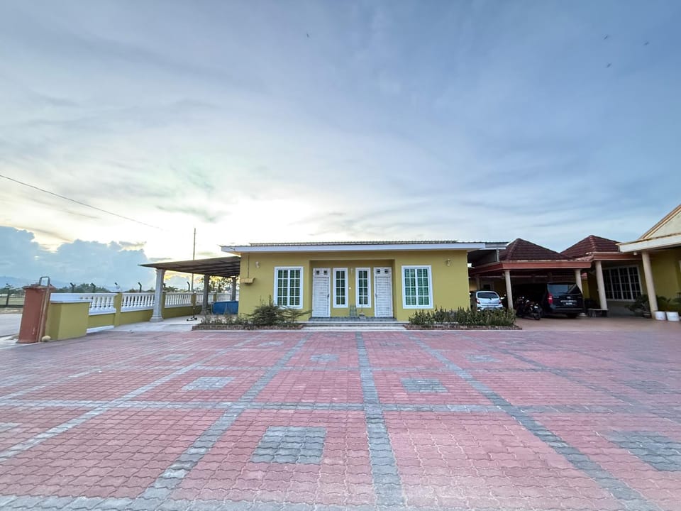 Homestay Al Ihklas Vacation rental in Terengganu, Malaysia