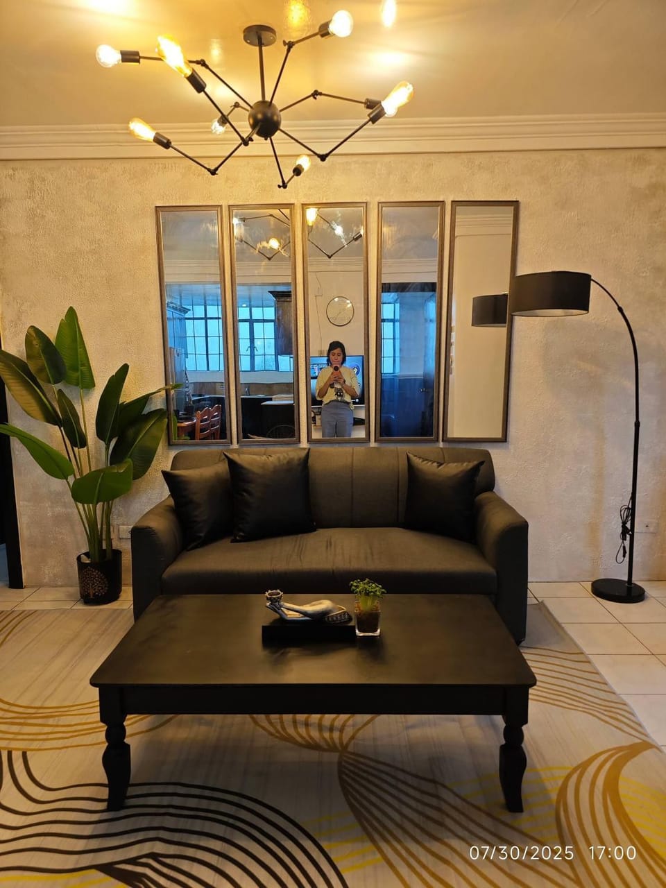 Living room, Decorative detail