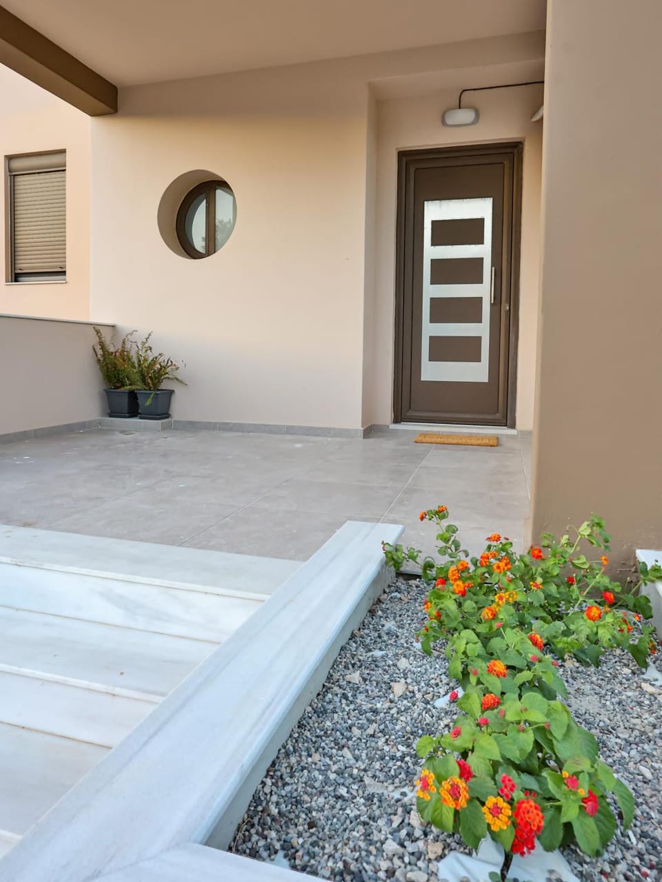 Property building, Day