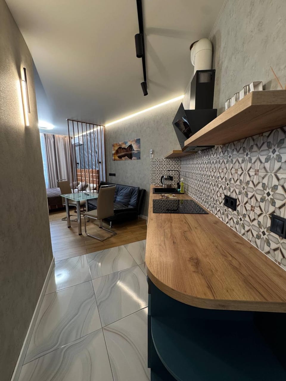 Arcadia Studio Grey Diamonds Apartment in Odessa