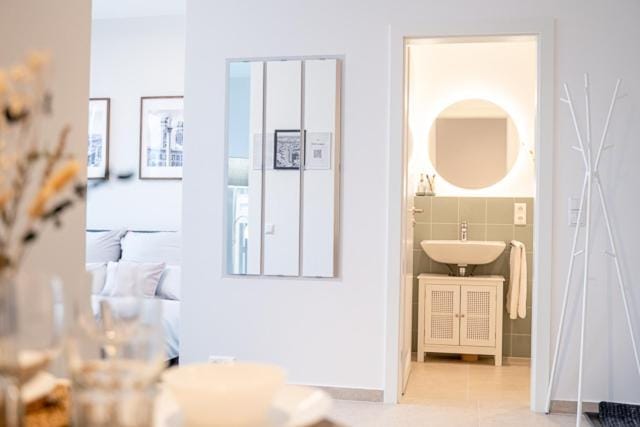 1 Modernes City-Studio für 6 Bogenhausen Nähe Messe Apartment in Munich