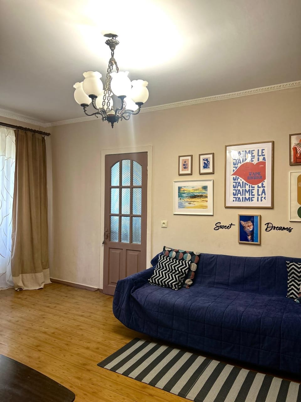 Cozy retro apartment near park Apartment in Odessa