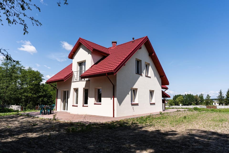 Property building, Day