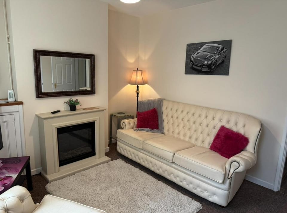 Bentley View House in Crewe