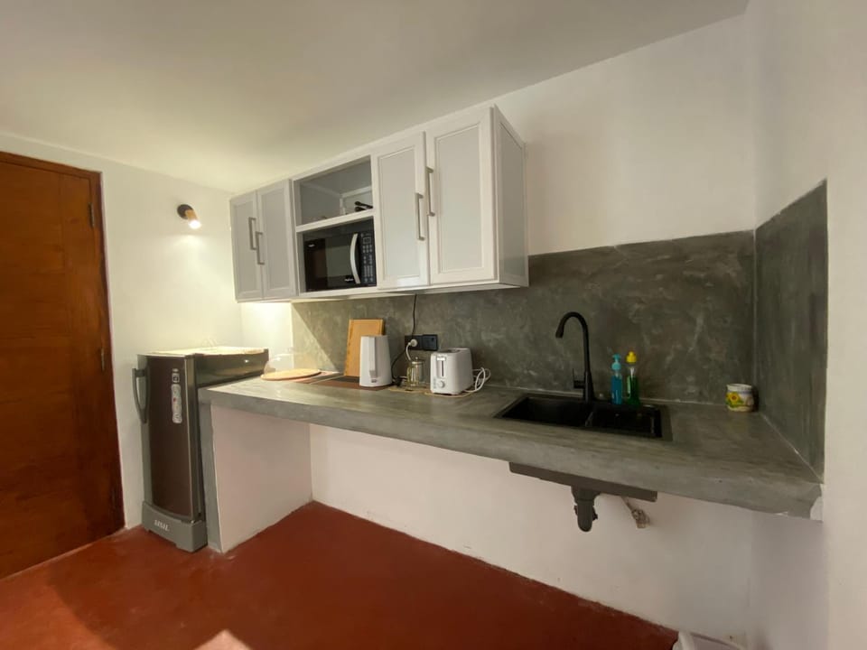 Coffee/tea facilities, Kitchen or kitchenette